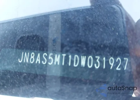 2013 Nissan Rogue Sv z USA, uszkodzony, nr VIN JN8AS5MT1DW031927